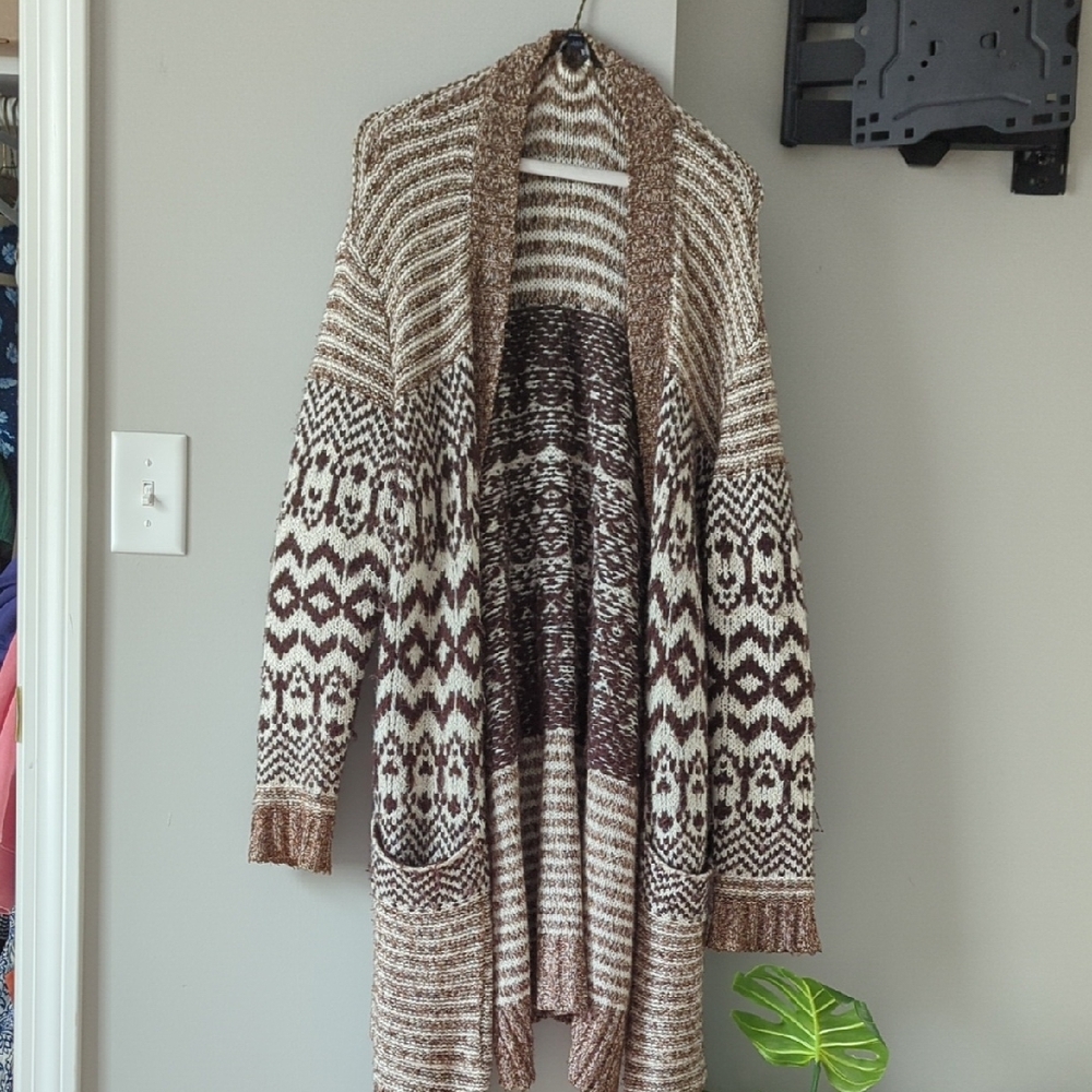 American Eagle Outfitters Brown and Cream Cardigan Sweater